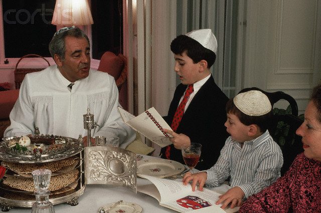 De ce sunt evreii atat de bogati si de destepti?